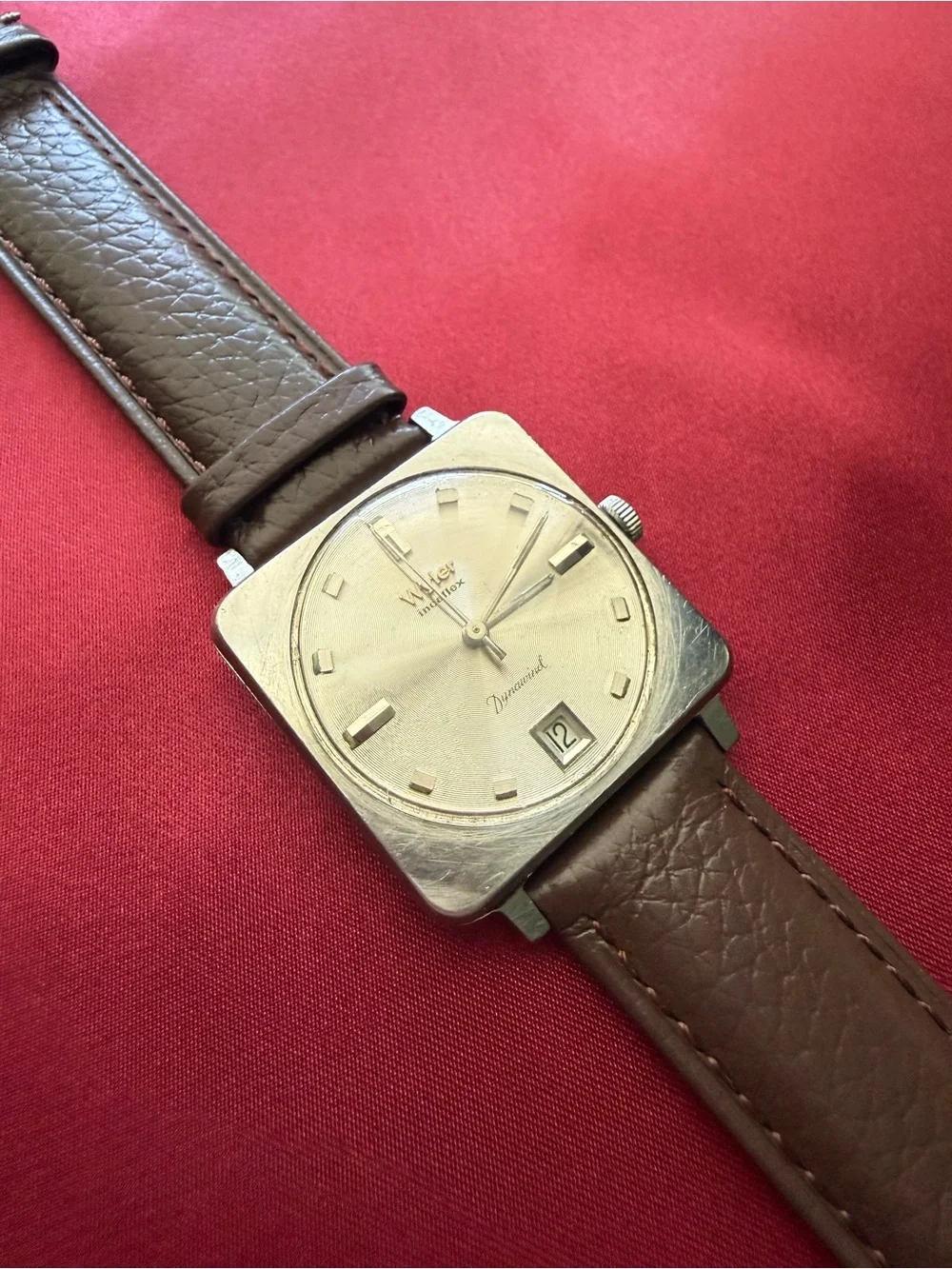 Vintage 1950s Wyler Incaflex Dynawind Cushion Case Swiss Automatic Watch